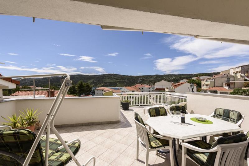 Apartments Luka - Trogir, Marina 150M From The Beach Buitenkant foto