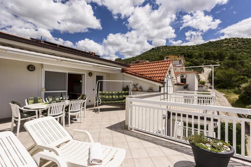 Apartments Luka - Trogir, Marina 150M From The Beach Buitenkant foto